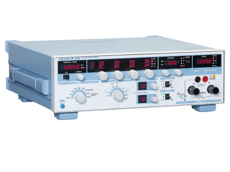Máy chuẩn điện áp và dòng điện DC Yokogawa 2560A