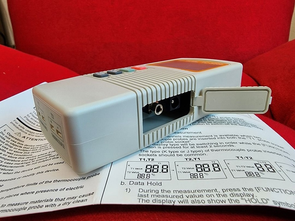 Nhiệt kế điện tử 2 kênh Line Seiki TC-3200