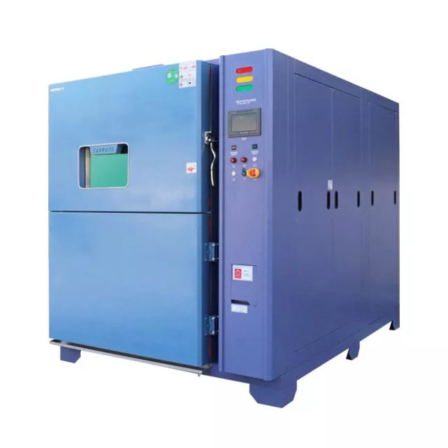 Tủ sốc nhiệt là thiết bị thử nghiệm môi trường chuyên dụng để tạo ra sự thay đổi nhiệt độ cực nhanh, trong thời gian cực ngắn để kiểm tra độ bền vật liệu, linh kiện