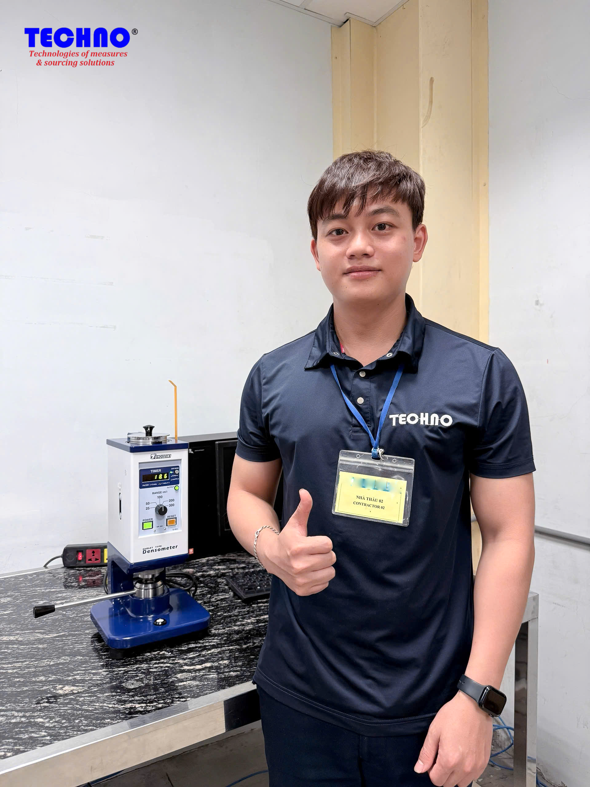 z7569468746968_87ec5c3c080cd9de1fb4926e634b8d66-1